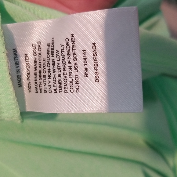 ❤️5for$12 Reebok lime green top girl's size L (12-14) - Picture 6 of 6